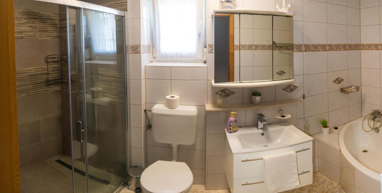 Oazis Apartman Keszthely Exterior foto