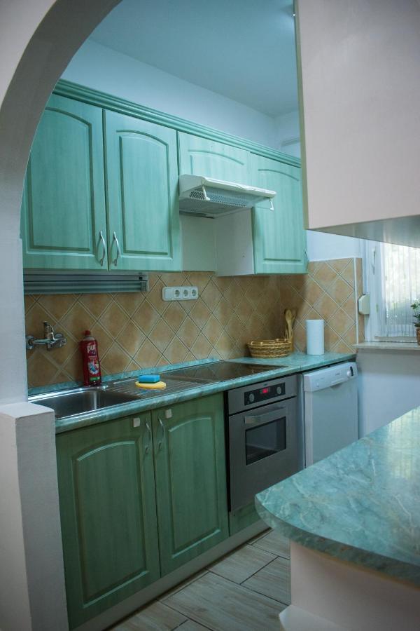 Oazis Apartman Keszthely Exterior foto